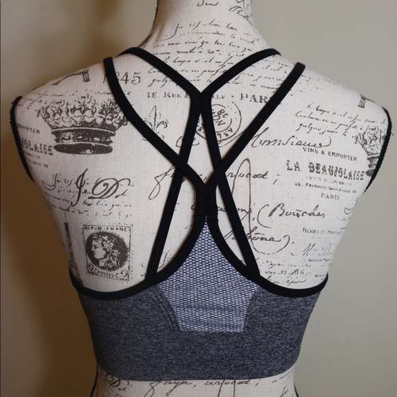 New DKNY sports bra Strappy back size small gray - Picture 3 of 8